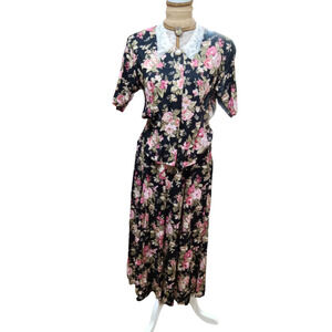 Vintage Amanicio Black Floral Grannycore Lace Collar Skirt and Blouse Set Size M